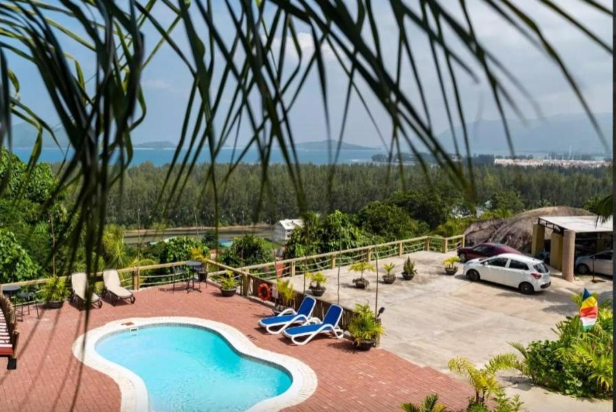 Auguste Holiday Residence Anse Etoile ภายนอก รูปภาพ